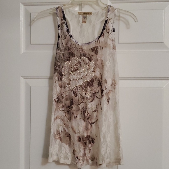 American Rag Embroidered Racerback - Picture 1 of 5